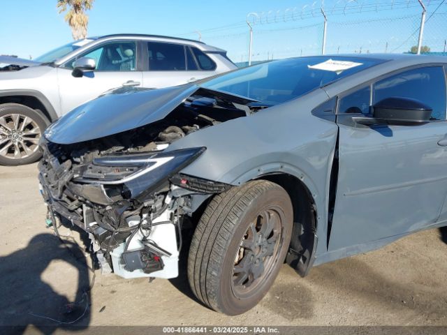 2024 TOYOTA PRIUS PRIME JTDACACU4R3013796 Photo 5