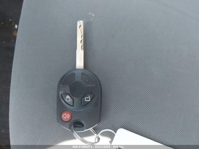 1FMCU0F77JUA16675 Ford ESCAPE S