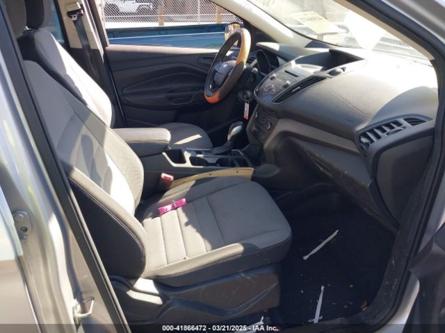 1FMCU0F77JUA16675 Ford ESCAPE S