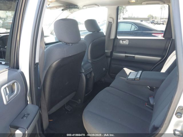 2004 MITSUBISHI ENDEAVOR 4A4MN21S14E022668 Photo 7