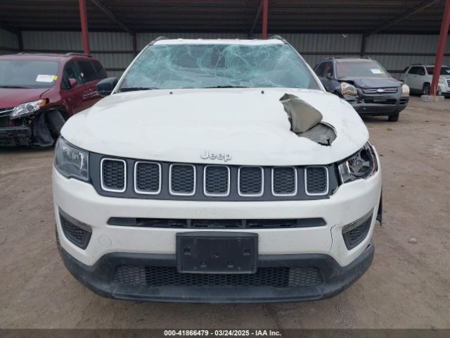 3C4NJDAB6HT688840 Jeep New Compass Sport 4x4