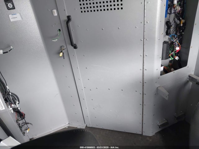 Ford Transit-250 2022 1FTBR2C87NKA81893 Image 8