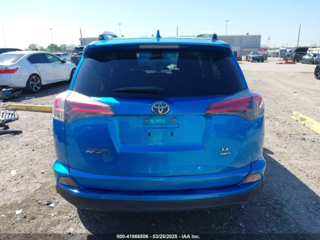 JTMBFREV8GD197535 Toyota RAV4 LE