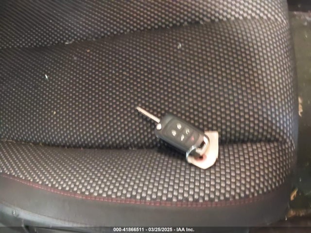 2GNALCEK8H6151587 Chevrolet EQUINOX LT