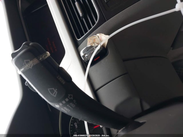 2010 AUDI A4 WAUEFAFL3AN045124 Photo 10