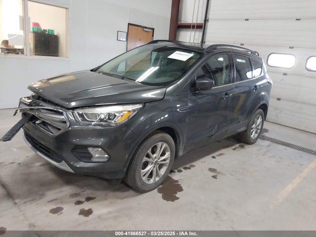 1FMCU0G92HUE10708 Ford ESCAPE SE
