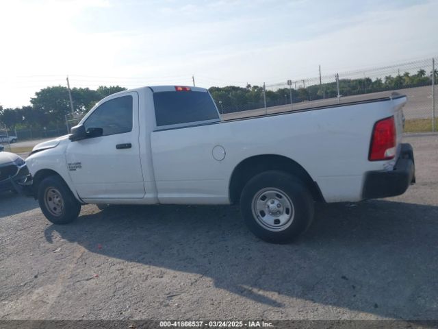 3C6JR6DG2KG502762 RAM 1500 Classic Tradesman  4x2 8' Box