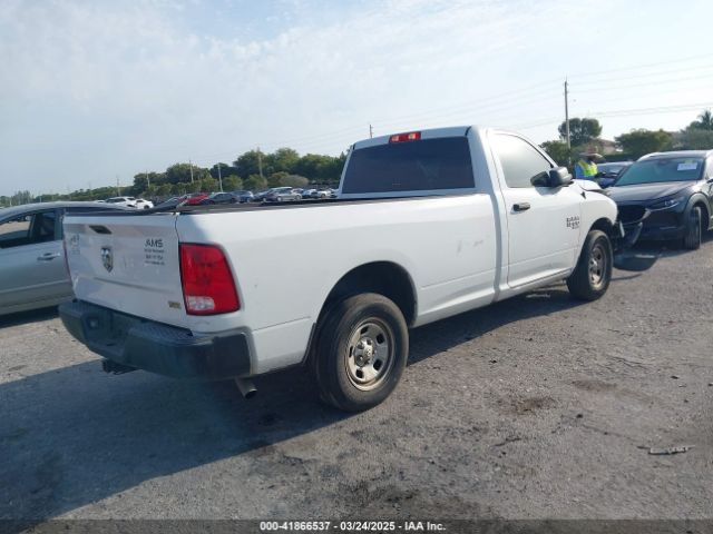 3C6JR6DG2KG502762 RAM 1500 Classic Tradesman  4x2 8' Box