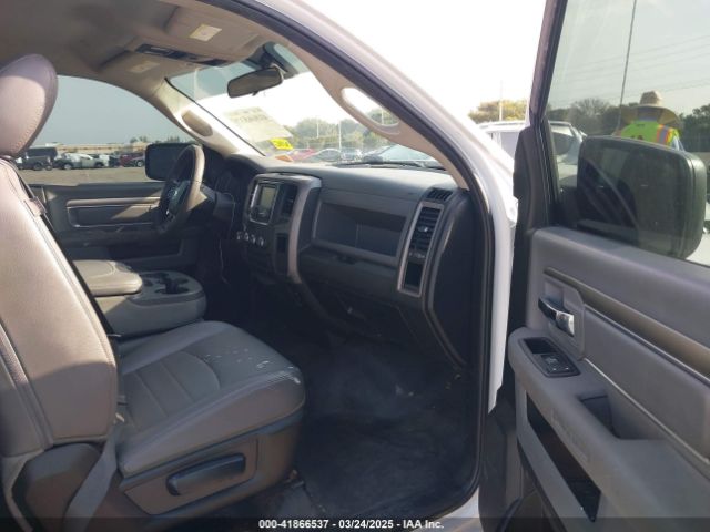 3C6JR6DG2KG502762 RAM 1500 Classic Tradesman  4x2 8' Box