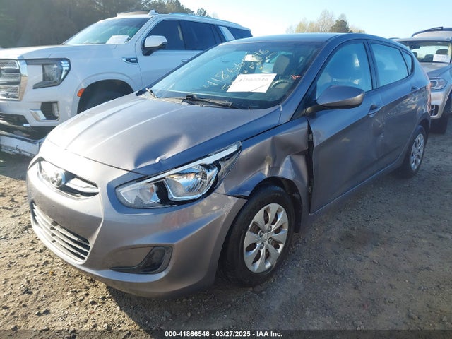 KMHCT5AE9GU273805 Hyundai ACCENT SE
