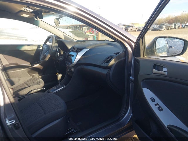 KMHCT5AE9GU273805 Hyundai ACCENT SE