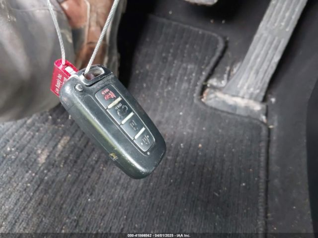 KMHTC6AD9HU322600 Hyundai Veloster Value Edition