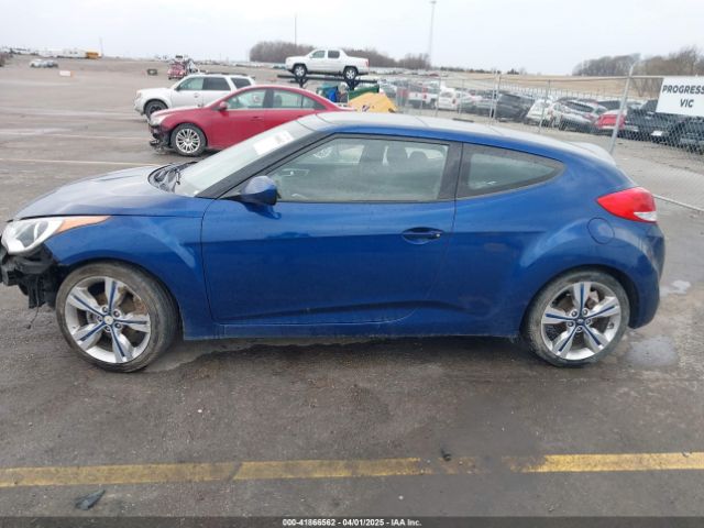 KMHTC6AD9HU322600 Hyundai Veloster Value Edition