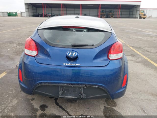 KMHTC6AD9HU322600 Hyundai Veloster Value Edition