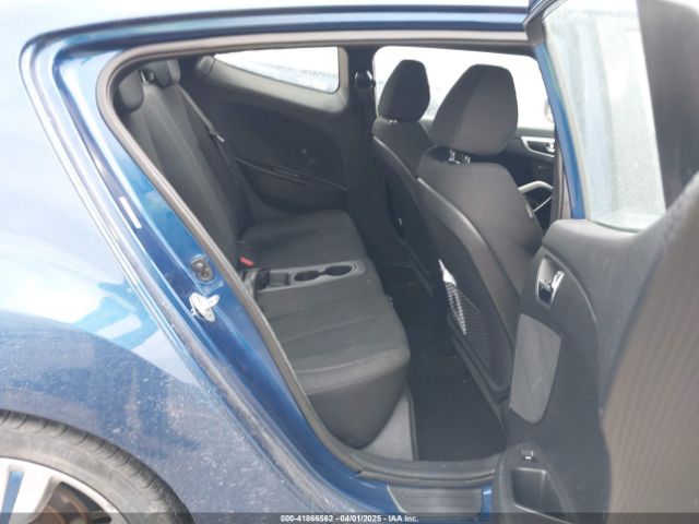 KMHTC6AD9HU322600 Hyundai Veloster Value Edition