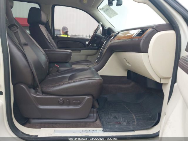 2013 CADILLAC ESCALADE ESV 1GYS3KEF3DR103255 Photo 4