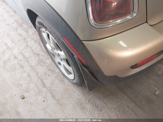 2008 MINI COOPER S WMWMF73558TV34196 Photo 5