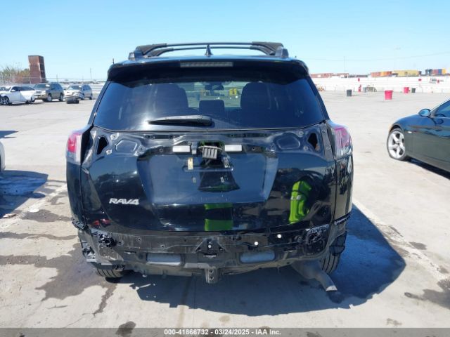 2T3ZFREVXJW493701 Toyota RAV4 LE