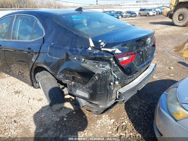 4T1C11AK1NU633523 Toyota CAMRY LE