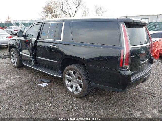 2018 CADILLAC ESCALADE ESV 1GYS4HKJ5JR239519 Photo 2