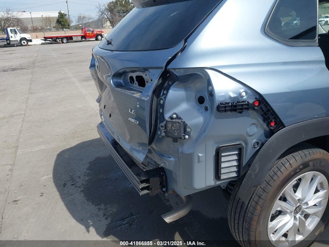 7MUCAABGXPV067504 Toyota Corolla Cross Le