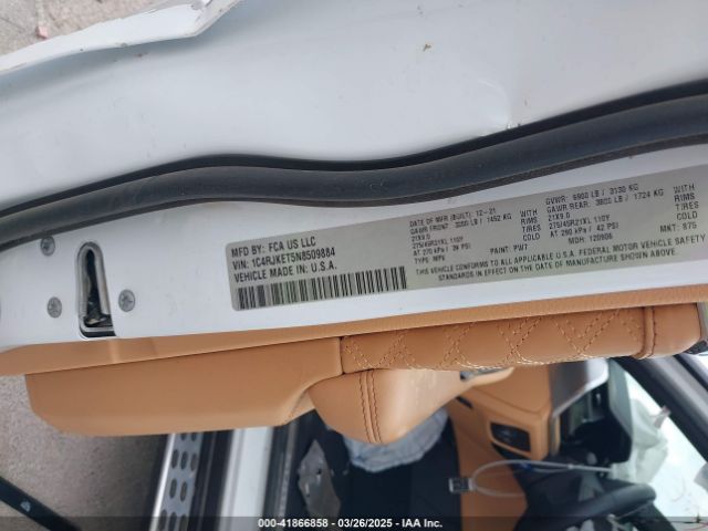 2022 JEEP GRAND CHEROKEE L 1C4RJKET5N8509884 Photo 8