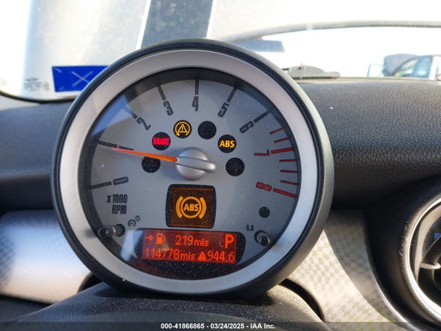 2007 MINI COOPER S WMWMF73567TL91385 Photo 6