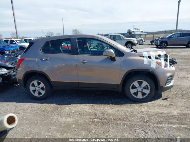 3GNCJNSB7JL246559 Chevrolet TRAX LS