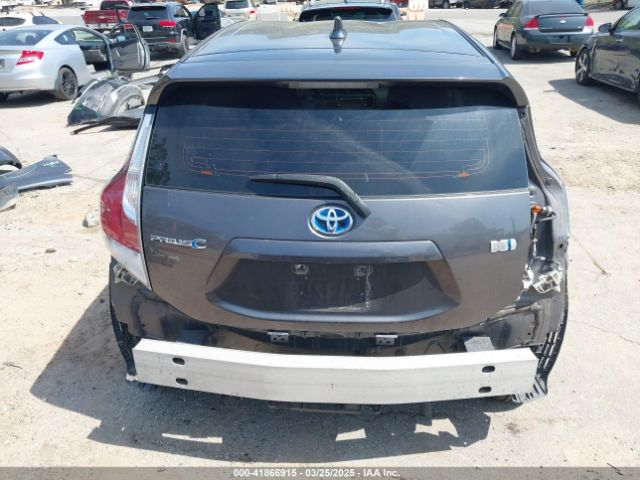 JTDKDTB30F1585994 Toyota Prius C One