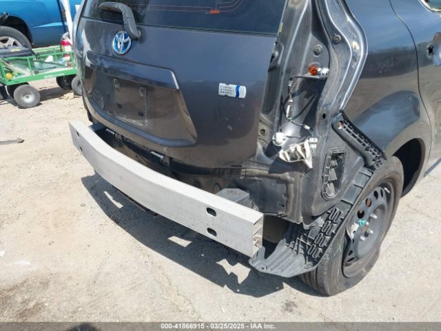 JTDKDTB30F1585994 Toyota Prius C One