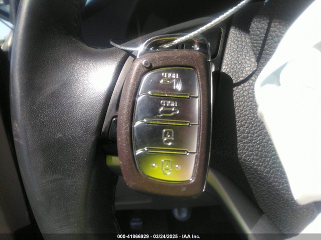 KM8J33A24GU262163 Hyundai Tucson Limited