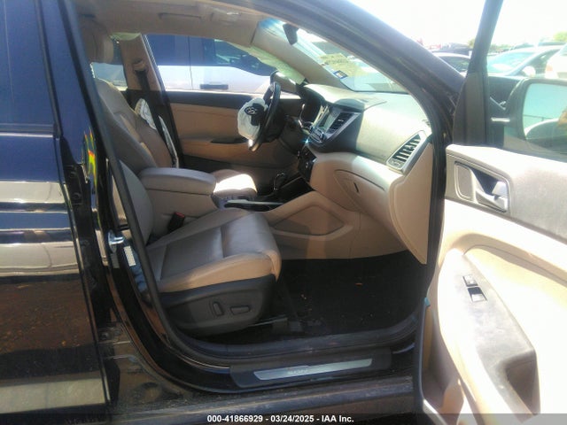 KM8J33A24GU262163 Hyundai Tucson Limited