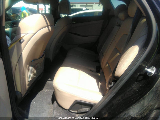 KM8J33A24GU262163 Hyundai Tucson Limited
