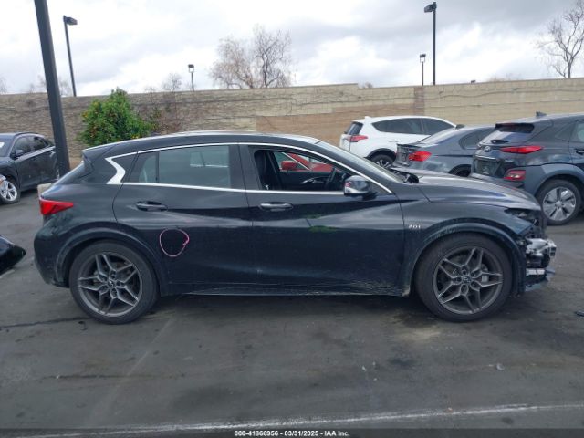 SJKCH5CP5JA043060 Infiniti Qx30 Sport