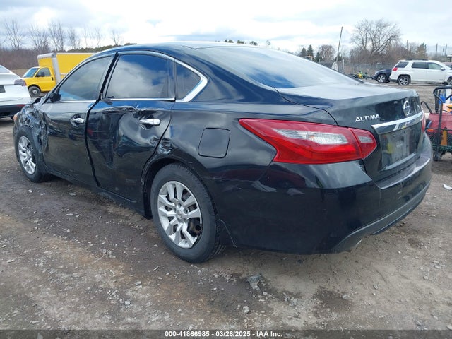 1N4AL3AP4JC280777 Nissan Altima 2.5 S