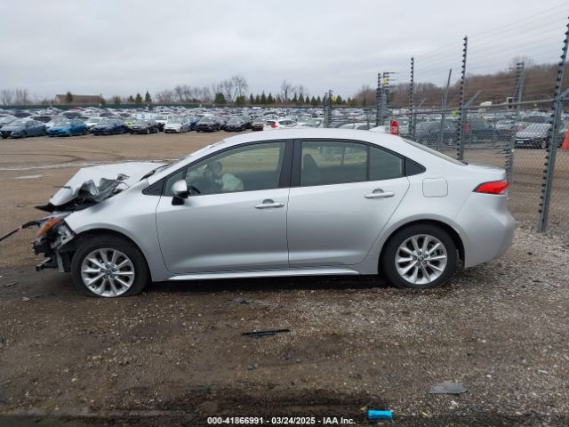 JTDVPMAE2N3020856 Toyota COROLLA LE