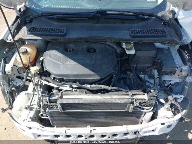 1FMCU0G95HUA32691 Ford ESCAPE SE