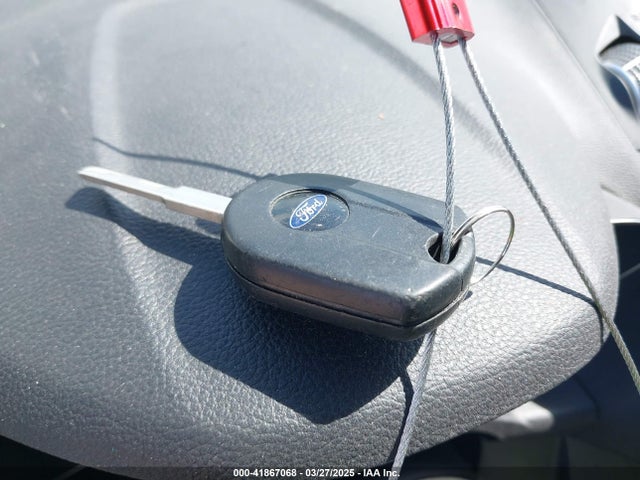 1FMCU0G95HUA32691 Ford ESCAPE SE