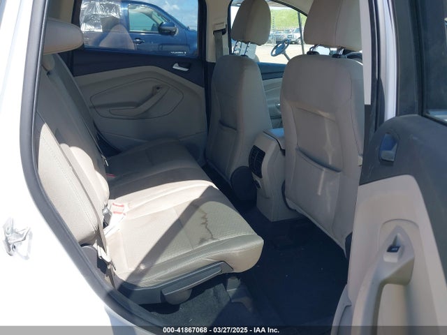 1FMCU0G95HUA32691 Ford ESCAPE SE