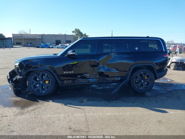 Rivian R1s Adventure Quad Motor Large Pack 2024 7PDSGABA8RN039833 Image 13