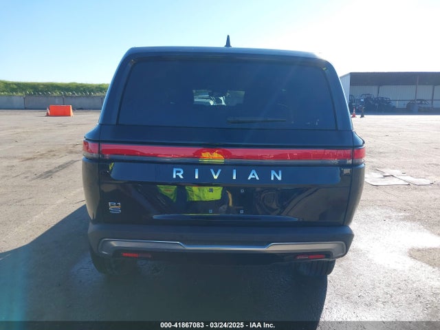 Rivian R1s Adventure Quad Motor Large Pack 2024 7PDSGABA8RN039833 Image 15