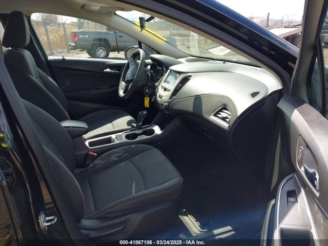 1G1BC5SMXJ7227310 Chevrolet Cruze Ls Auto