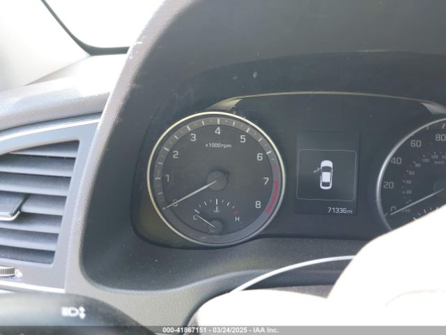 5NPD84LF4JH226564 Hyundai ELANTRA SEL