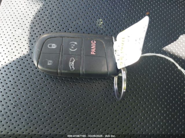 1C3CCCEG0FN584234 Chrysler 200 C