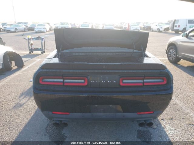 2C3CDZFJ8GH275714 Dodge Challenger R/t Scat Pack