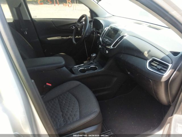 3GNAXUEVXKS637587 Chevrolet EQUINOX LT