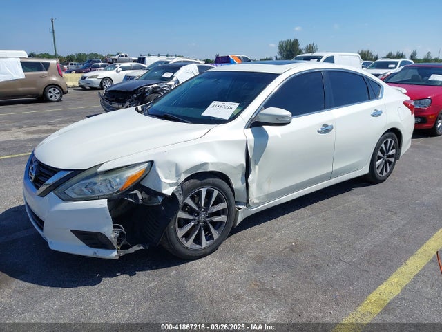 1N4AL3AP3HC163878 Nissan Altima 2.5 Sv