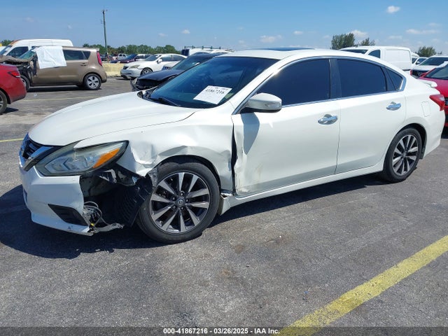 1N4AL3AP3HC163878 Nissan Altima 2.5 Sv
