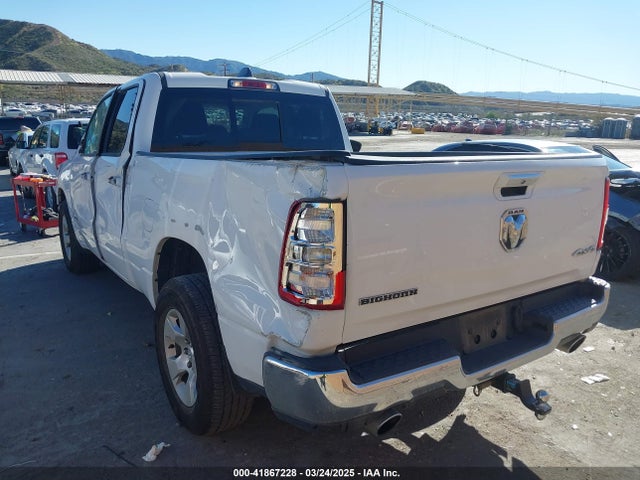 1C6SRFBT2LN395323 RAM 1500 Big Horn  4x4 6'4 Box