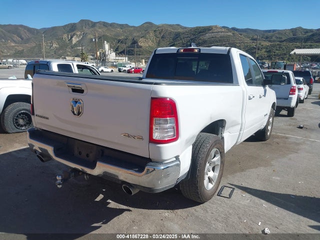 1C6SRFBT2LN395323 RAM 1500 Big Horn  4x4 6'4 Box